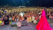 REKORDI SE NIŽU: Preko 30 hiljada ljudi slušalo Draganu Mirković u Šapcu (FOTO) REKORDI SE NIŽU: Preko 30 hiljada ljudi slušalo Draganu Mirković u Šapcu (FOTO)