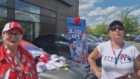 PREKO KARIBA I PARIZA - DO LILA, ZBOG SRBIJE: Dobrica i Zorica snabdevaju srpske navijače (VIDEO) PREKO KARIBA I PARIZA - DO LILA, ZBOG SRBIJE: Dobrica i Zorica snabdevaju srpske navijače (VIDEO)