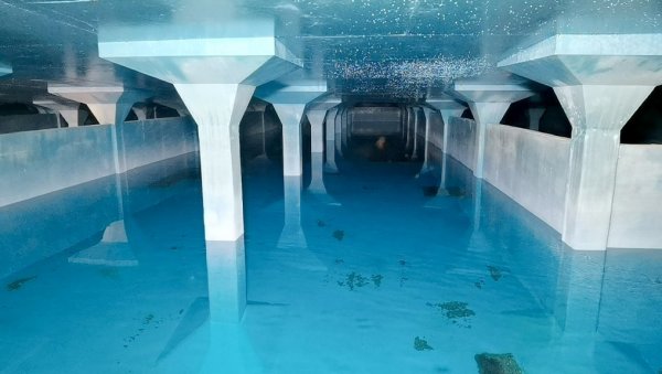 НАШ ВОДОВОД ОТПОРАН НА ТРОПСКЕ ТАЛАСЕ: Новости у погону за прераду воде Макиш, где се у секунди производи 4.000 литара течности за пиће НАШ ВОДОВОД ОТПОРАН НА ТРОПСКЕ ТАЛАСЕ: Новости у погону за прераду воде Макиш, где се у секунди производи 4.000 литара течности за пиће