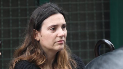 MOJA MILA, VOLIM TE ZAUVEK Milša u suzama - njenu smrt nikada neće preboleti (FOTO) MOJA MILA, VOLIM TE ZAUVEK Milša u suzama - njenu smrt nikada neće preboleti (FOTO)