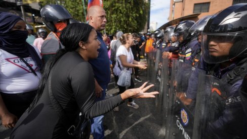 MAČADO NA ČELU PROTESTA PROTIV MADURA U KARAKASU: Demonstracije i u drugim gradovima MAČADO NA ČELU PROTESTA PROTIV MADURA U KARAKASU: Demonstracije i u drugim gradovima