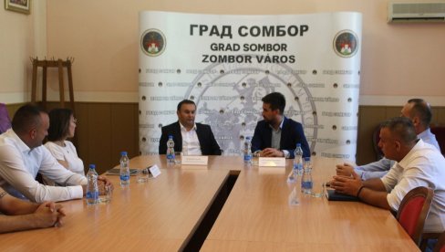 PREDSTAVLJENI POTENCIJALI SOMBORA: Održan sastanak gradonačelnika Sombora i Istočnog Sarajeva PREDSTAVLJENI POTENCIJALI SOMBORA: Održan sastanak gradonačelnika Sombora i Istočnog Sarajeva