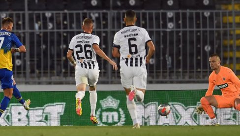 KATASTROFALAN ŽREB ZA PARTIZAN! Crno-beli dobili najtežeg mogućeg rivala, TSC odlično prošao KATASTROFALAN ŽREB ZA PARTIZAN! Crno-beli dobili najtežeg mogućeg rivala, TSC odlično prošao