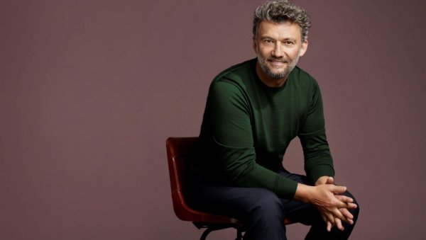 ЈОНАС КАУФМАН ОТВАРА 56.БЕМУС: Наступом славног тенора почињу овогодишње Београдске музичке свечаности ЈОНАС КАУФМАН ОТВАРА 56.БЕМУС: Наступом славног тенора почињу овогодишње Београдске музичке свечаности