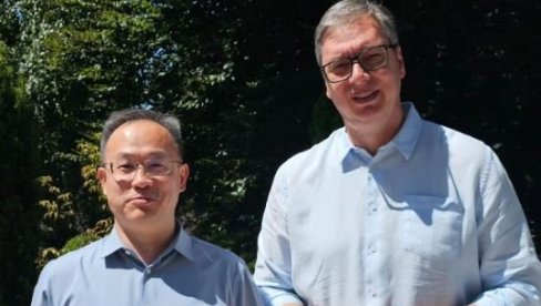 ČEKA NAS MNOGO RADA, ALI ĆE ZATO REZULTAT ZA GRAĐANE BITI ODLIČAN Vučić na radnom ručku sa ambasadorom Kine Li Mingom (FOTO) ČEKA NAS MNOGO RADA, ALI ĆE ZATO REZULTAT ZA GRAĐANE BITI ODLIČAN Vučić na radnom ručku sa ambasadorom Kine Li Mingom (FOTO)