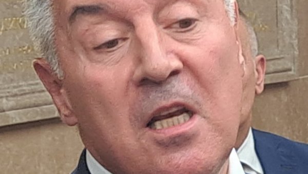 МИЛУ НИКО НИЈЕ ПРЕТИО: Управа црногорске полиције и Агенција за безбедност негирају оптужбе МИЛУ НИКО НИЈЕ ПРЕТИО: Управа црногорске полиције и Агенција за безбедност негирају оптужбе