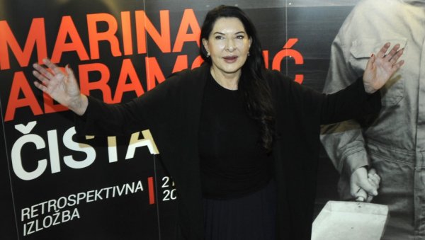 ПОДРЖАНА ЉУБАВ МАРИНЕ И УЛАЈА: Голубовић на конкурсу ФЦС добио новац за причу о славном пару, а Драгојевић за официра који је променио пол ПОДРЖАНА ЉУБАВ МАРИНЕ И УЛАЈА: Голубовић на конкурсу ФЦС добио новац за причу о славном пару, а Драгојевић за официра који је променио пол