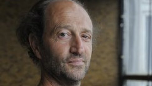 ALEKSANDAR DENIĆ ČLAN AKADEMIJE UMETNOSTI U BERLINU: Naš ugledni scenograf prvi je umetnik sa Balkana u njenom sazivu ALEKSANDAR DENIĆ ČLAN AKADEMIJE UMETNOSTI U BERLINU: Naš ugledni scenograf prvi je umetnik sa Balkana u njenom sazivu
