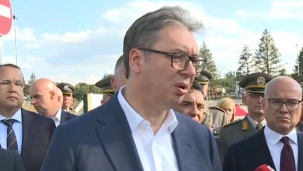 ДОНОСИМ ОДЛУКЕ САМО У СКЛАДУ СА ИНТЕРЕСИМА НАРОДА Вучић о литијуму: Мисле да могу да владају, а паметни људи се склањају ДОНОСИМ ОДЛУКЕ САМО У СКЛАДУ СА ИНТЕРЕСИМА НАРОДА Вучић о литијуму: Мисле да могу да владају, а паметни људи се склањају