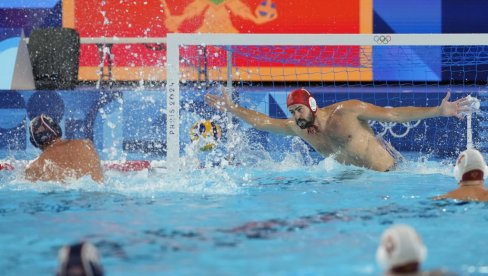 KATASTROFA ZA CRNOGORSKI VATERPOLO: Amerikanci deklasirali ajkule i eliminsali ih sa Olimpijskih igara KATASTROFA ZA CRNOGORSKI VATERPOLO: Amerikanci deklasirali ajkule i eliminsali ih sa Olimpijskih igara