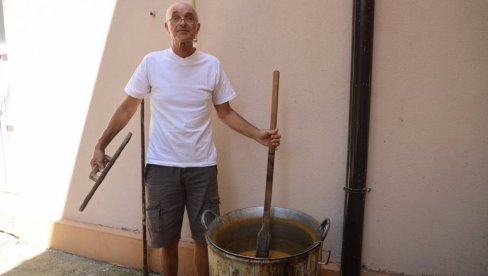 NJEGOVO VELIČANSTVO PASULJ: Miholjski susreti sela u Ravnom Topolovcu NJEGOVO VELIČANSTVO PASULJ: Miholjski susreti sela u Ravnom Topolovcu