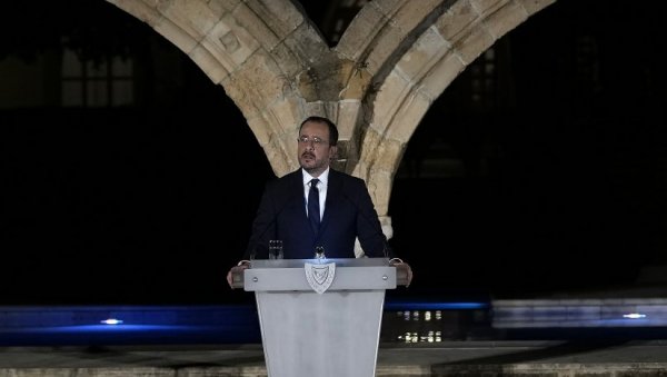 НОВИ ПРЕГОВОРИ ЗА РЕШАВАЊЕ ДЕЦЕНИЈАМА СТАРОГ КИПАРСКОГ ПРОБЛЕМА: Христодулидис прихватио позив генералног секретара УН НОВИ ПРЕГОВОРИ ЗА РЕШАВАЊЕ ДЕЦЕНИЈАМА СТАРОГ КИПАРСКОГ ПРОБЛЕМА: Христодулидис прихватио позив генералног секретара УН