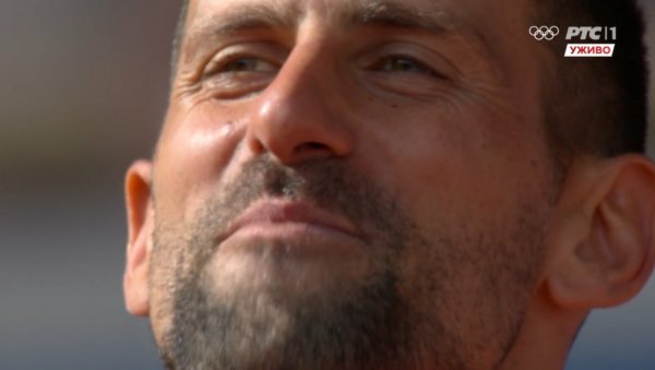 БОЖЕ, ХВАЛА ТИ! Новак Ђоковић у сузама дочекао српску химну после освајања олимпијског злата (ВИДЕО) БОЖЕ, ХВАЛА ТИ! Новак Ђоковић у сузама дочекао српску химну после освајања олимпијског злата (ВИДЕО)