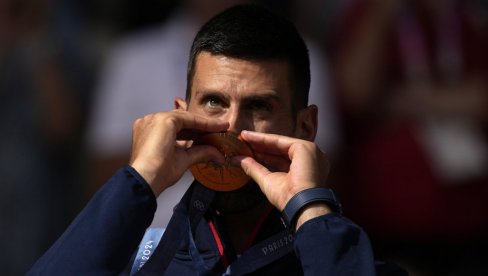 ČESTITAM TI OD SRCA I HVALA TI! Javio se Dragan Stojković Piksi posle zlata koje je osvojio Novak Đoković na Olimpijskim igrama ČESTITAM TI OD SRCA I HVALA TI! Javio se Dragan Stojković Piksi posle zlata koje je osvojio Novak Đoković na Olimpijskim igrama
