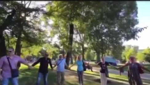 I ONA SE PITA? Psihički neuravnotežena bivša članica Dveri pretenduje da stane na čelo protesta protiv litijuma (VIDEO) I ONA SE PITA? Psihički neuravnotežena bivša članica Dveri pretenduje da stane na čelo protesta protiv litijuma (VIDEO)