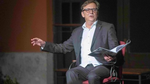 STANIĆ KAO ANDRIĆ: Popularna monodrama Na Drini ćuprija u Teatrijumu, na sceni Kapetan Mišinog zdanja STANIĆ KAO ANDRIĆ: Popularna monodrama Na Drini ćuprija u Teatrijumu, na sceni Kapetan Mišinog zdanja
