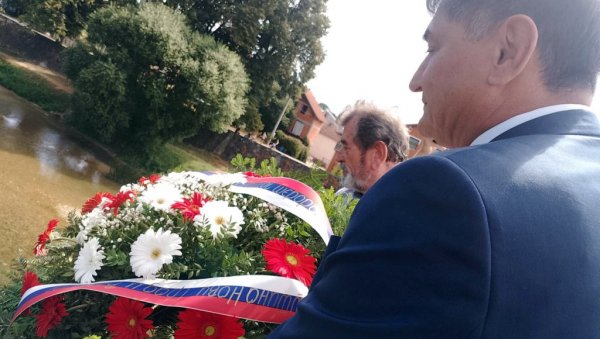 У ОЛУЈИ ПОЧИЊЕН ГЕНОЦИД НАД СРБИМА: У Новом Граду обележено 29 година од погрома у злочиначкој акцији хрватске војске У ОЛУЈИ ПОЧИЊЕН ГЕНОЦИД НАД СРБИМА: У Новом Граду обележено 29 година од погрома у злочиначкој акцији хрватске војске