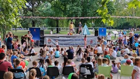 ZABAVA U SENCI PLATANA: U Topčiderskom parku Dečje letnje igre biće organizovane svakog vikenda do 1. septembra ZABAVA U SENCI PLATANA: U Topčiderskom parku Dečje letnje igre biće organizovane svakog vikenda do 1. septembra