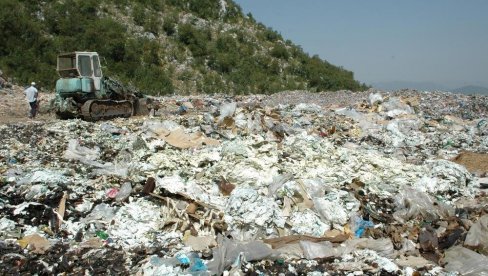 I DALJE SE GRADI NELEGALNA HIDROELEKTRANA: Srbima mute i vodu za piće I DALJE SE GRADI NELEGALNA HIDROELEKTRANA: Srbima mute i vodu za piće