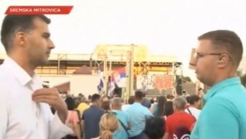 HLADAN TUŠ ZA SAVU MANOJLOVIĆA Narod ga izviždao na protestu uz povike: Nećemo Savu! Dole Sava! (VIDEO) HLADAN TUŠ ZA SAVU MANOJLOVIĆA Narod ga izviždao na protestu uz povike: Nećemo Savu! Dole Sava! (VIDEO)