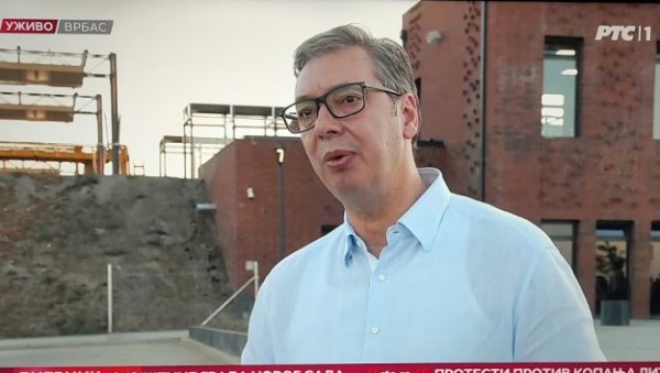 КОЛИКО МИ ВОЛИМО НАШУ ЗЕМЉУ ПОКАЗУЈУ РЕЗУЛТАТИ: Вучић о опозицији - Има оних који желе да сруше Вучића, да обаве прљаве послове за странце КОЛИКО МИ ВОЛИМО НАШУ ЗЕМЉУ ПОКАЗУЈУ РЕЗУЛТАТИ: Вучић о опозицији - Има оних који желе да сруше Вучића, да обаве прљаве послове за странце
