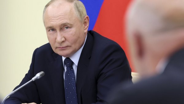 ПРЕКО ТРИДЕСЕТ ЗЕМАЉА БИ У БРИКС: Путин саопштио да 34 државе хоће у ово удружење ПРЕКО ТРИДЕСЕТ ЗЕМАЉА БИ У БРИКС: Путин саопштио да 34 државе хоће у ово удружење