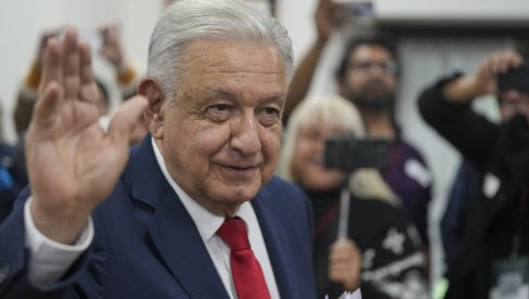 NE MOŽEMO TO DA URADIMO. TO NIJE DO NAS: Lopez Obrador odbio zahtev da uhapsi Putina NE MOŽEMO TO DA URADIMO. TO NIJE DO NAS: Lopez Obrador odbio zahtev da uhapsi Putina