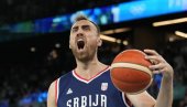 ARMANI SPREMIO PONUDU ZA MILUTINOVA! Evo koliko će srpski centar zaraditi ukoliko potpiše ugovor sa manekenima