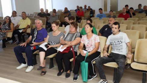 POSAO ZA TRIDESET NEZAPOSLENIH: Program u Žitištu POSAO ZA TRIDESET NEZAPOSLENIH: Program u Žitištu