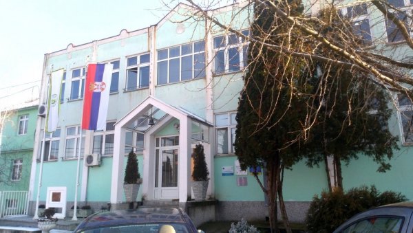 ПОЉОПРИВРЕДНА ШКОЛА: Дом ученика на Тулби грејаће се на гас ПОЉОПРИВРЕДНА ШКОЛА: Дом ученика на Тулби грејаће се на гас