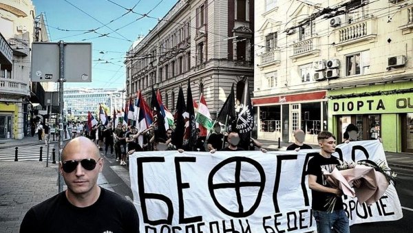 НЕОНАЦИСТИ СЕ УДРУЖУЈУ СА ОПОЗИЦИЈОМ НА СУТРАШЊЕМ ПРОТЕСТУ: Опасан покушај изазивања хаоса и дестабилизације државе (ФОТО) НЕОНАЦИСТИ СЕ УДРУЖУЈУ СА ОПОЗИЦИЈОМ НА СУТРАШЊЕМ ПРОТЕСТУ: Опасан покушај изазивања хаоса и дестабилизације државе (ФОТО)