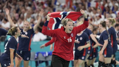 JOŠ JEDNA OLIMPIJSKA MEDALJA STIŽE U SRBIJU: Žena trenera Novog Pazara lako do zlata protiv domaćina JOŠ JEDNA OLIMPIJSKA MEDALJA STIŽE U SRBIJU: Žena trenera Novog Pazara lako do zlata protiv domaćina