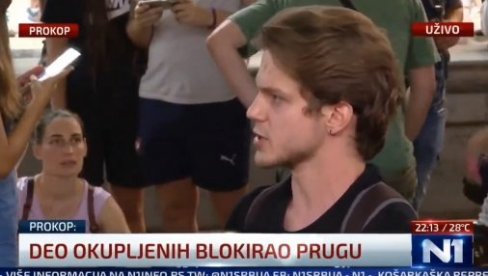 OMLADINAC ANTISRPSKE ORGANIZACIJE PRIZNAO: Ovde su se skupili i levi i desni, i teoretičari zavera i liberali OMLADINAC ANTISRPSKE ORGANIZACIJE PRIZNAO: Ovde su se skupili i levi i desni, i teoretičari zavera i liberali