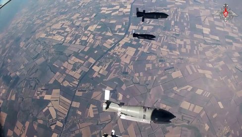 RUSIJA IMA NOVU SMRTONOSNU BOMBU: Domet klizne bombe povećan na 120 km (VIDEO) RUSIJA IMA NOVU SMRTONOSNU BOMBU: Domet klizne bombe povećan na 120 km (VIDEO)