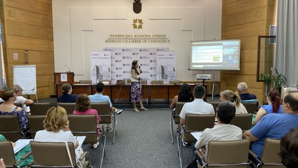 БОГАТ ЈЕСЕЊИ ЦИКЛУС ЕДУКАЦИЈА ПОСЛОВНЕ АКАДЕМИЈЕ ПРИВРЕДНЕ КОМОРЕ СРБИЈЕ: За шест месеци квалитетне обуке завршило 8.600 привредника БОГАТ ЈЕСЕЊИ ЦИКЛУС ЕДУКАЦИЈА ПОСЛОВНЕ АКАДЕМИЈЕ ПРИВРЕДНЕ КОМОРЕ СРБИЈЕ: За шест месеци квалитетне обуке завршило 8.600 привредника
