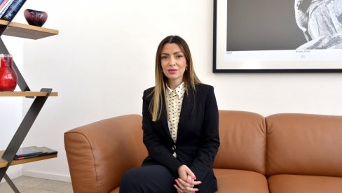 JADARIT ĆE POGURATI CELU SRBIJU Mesarović: Neće se ništa raditi dok se ne dobiju sve garancije o bezbednosti i zdravlja ljudi JADARIT ĆE POGURATI CELU SRBIJU Mesarović: Neće se ništa raditi dok se ne dobiju sve garancije o bezbednosti i zdravlja ljudi