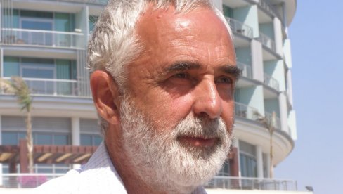 DETINJU GORČINU JE LEČIO SMEHOM: Pre pet godina, srpska i jugoslovenska kinematografija izgubile Gordana Mihića (1938-2019) DETINJU GORČINU JE LEČIO SMEHOM: Pre pet godina, srpska i jugoslovenska kinematografija izgubile Gordana Mihića (1938-2019)