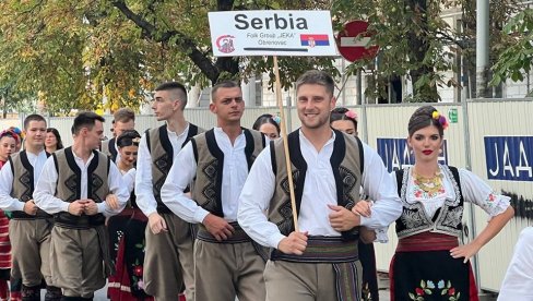 OD SLIKANJA DO IGRE I GLUME: Obrenovčane očekuje bogat kulturno - umetnički program u avgustu OD SLIKANJA DO IGRE I GLUME: Obrenovčane očekuje bogat kulturno - umetnički program u avgustu