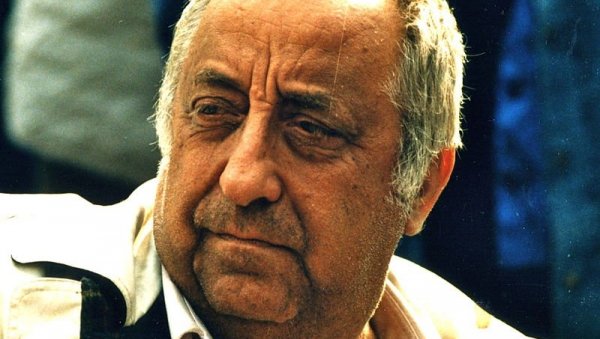 ХРАБАР УМЕТНИК, ВЕЛИКИ ФИЛМСКИ СТВАРАЛАЦ: Пре 30 година преминуо редитељ Александар Саша Петровић ХРАБАР УМЕТНИК, ВЕЛИКИ ФИЛМСКИ СТВАРАЛАЦ: Пре 30 година преминуо редитељ Александар Саша Петровић