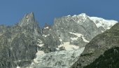 ВЕЛИКО НАУЧНО ОТКРИЋЕ: Екосистем старији од диносауруса испод снежних падина Алпа ВЕЛИКО НАУЧНО ОТКРИЋЕ: Екосистем старији од диносауруса испод снежних падина Алпа