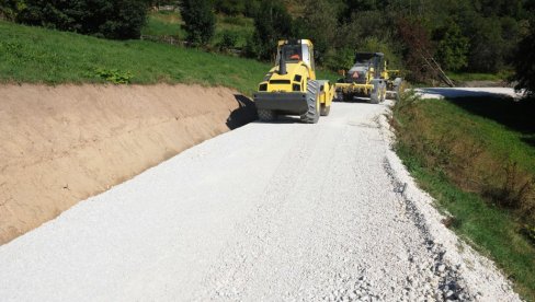 PUT KOJI ŽIVOT ZNAČI: Obnavlja se saobraćjna „žila kucavica“ rudnjanskog kraja PUT KOJI ŽIVOT ZNAČI: Obnavlja se saobraćjna „žila kucavica“ rudnjanskog kraja