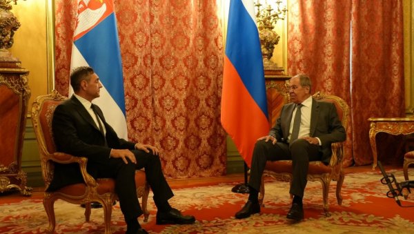 ЛАВРОВ ТОКОМ САСТАНКА СА ВУЛИНОМ: Подршка чврстој и доследној политици председника Вучића ЛАВРОВ ТОКОМ САСТАНКА СА ВУЛИНОМ: Подршка чврстој и доследној политици председника Вучића