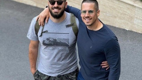 PESMA POKRAJ STAROG MOSTA: Marko i Nikola Rokvić nastupaju sutra u gradu na obalama Neretve PESMA POKRAJ STAROG MOSTA: Marko i Nikola Rokvić nastupaju sutra u gradu na obalama Neretve