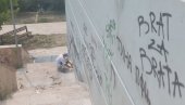 FARBAJU GRAFITE NA SRPSKOM JEZIKU: I danas nastavljeni radovi na mostu na Ibru FARBAJU GRAFITE NA SRPSKOM JEZIKU: I danas nastavljeni radovi na mostu na Ibru