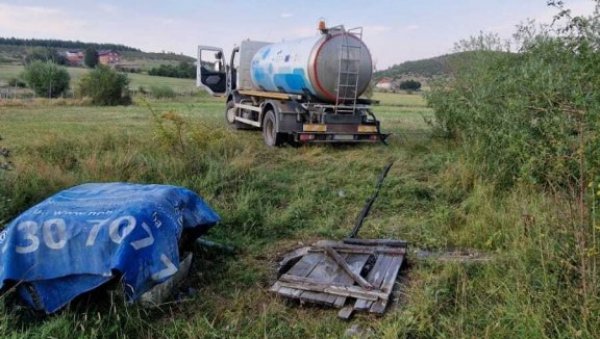 ВАНРЕДНА СИТУАЦИЈА У СЈЕНИЦИ ЈОШ УВЕК ЈЕ НА СНАЗИ: Коначно пристигла помоћ државе (ФОТО) ВАНРЕДНА СИТУАЦИЈА У СЈЕНИЦИ ЈОШ УВЕК ЈЕ НА СНАЗИ: Коначно пристигла помоћ државе (ФОТО)