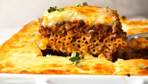 PASTITSIO: Grčka lazanja sa makaronama PASTITSIO: Grčka lazanja sa makaronama