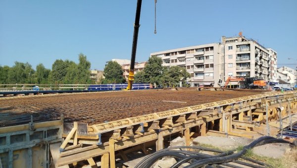 РАДОВИ НА ВОДОВОДНОЈ МРЕЖИ: Део центра Параћина сутра без воде РАДОВИ НА ВОДОВОДНОЈ МРЕЖИ: Део центра Параћина сутра без воде