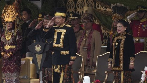 PROSLAVA 79 GODINA NEZAVISNOSTI U NOVOJ PRESTONICI: Indonezija prvi put obeležila praznik u nedovršenoj Nusantari (FOTO) PROSLAVA 79 GODINA NEZAVISNOSTI U NOVOJ PRESTONICI: Indonezija prvi put obeležila praznik u nedovršenoj Nusantari (FOTO)