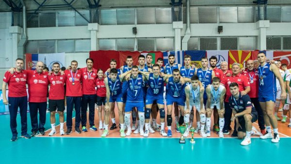 СРБИЈИ СРЕБРО: Јуниорски шампионат Балкана за одбојкаше у Врњачкој Бањи СРБИЈИ СРЕБРО: Јуниорски шампионат Балкана за одбојкаше у Врњачкој Бањи