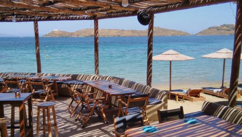 PRIPREME ZA LETO SU VEĆ POČELE: Grci već objavili cene smeštaja za narednu godinu - Evo kakva nas situacija očekuje